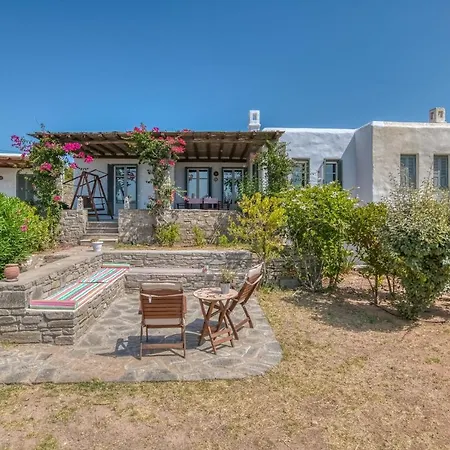 Joyfull With Shared Pool Villa Parikia (Paros)